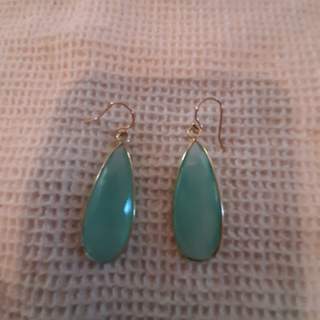 New Sea Foam Chalcedony Drop Earrings 49$